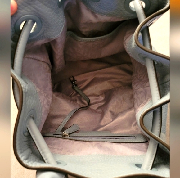 NWOT MK RUNWAY COLLECTION Dalia Bckpck leather soft blue large 27×34×15 - Picture 3 of 7